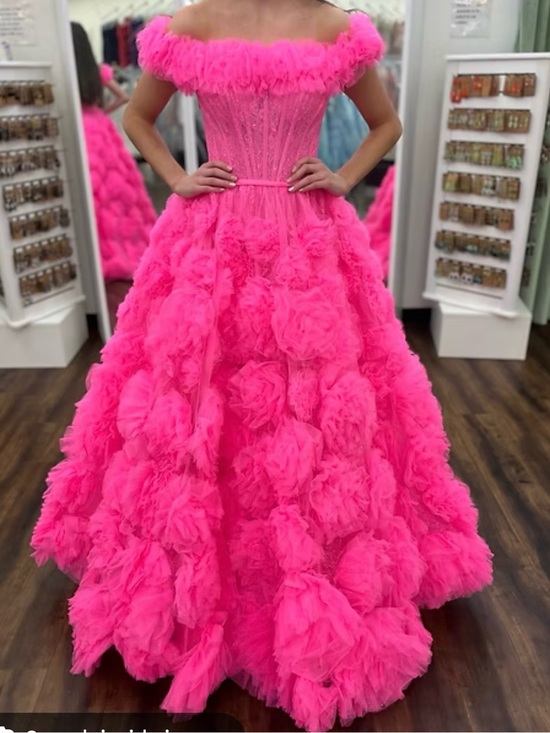 Sherri Hill Dresses & Skirts - Sherri Hill Vibrant Pink Tulle Gown